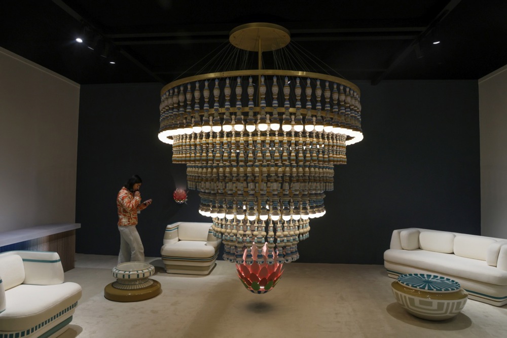 بمشاركة 135 عارضًا عالميا.. فعاليات معرض الهند للفنون (11)