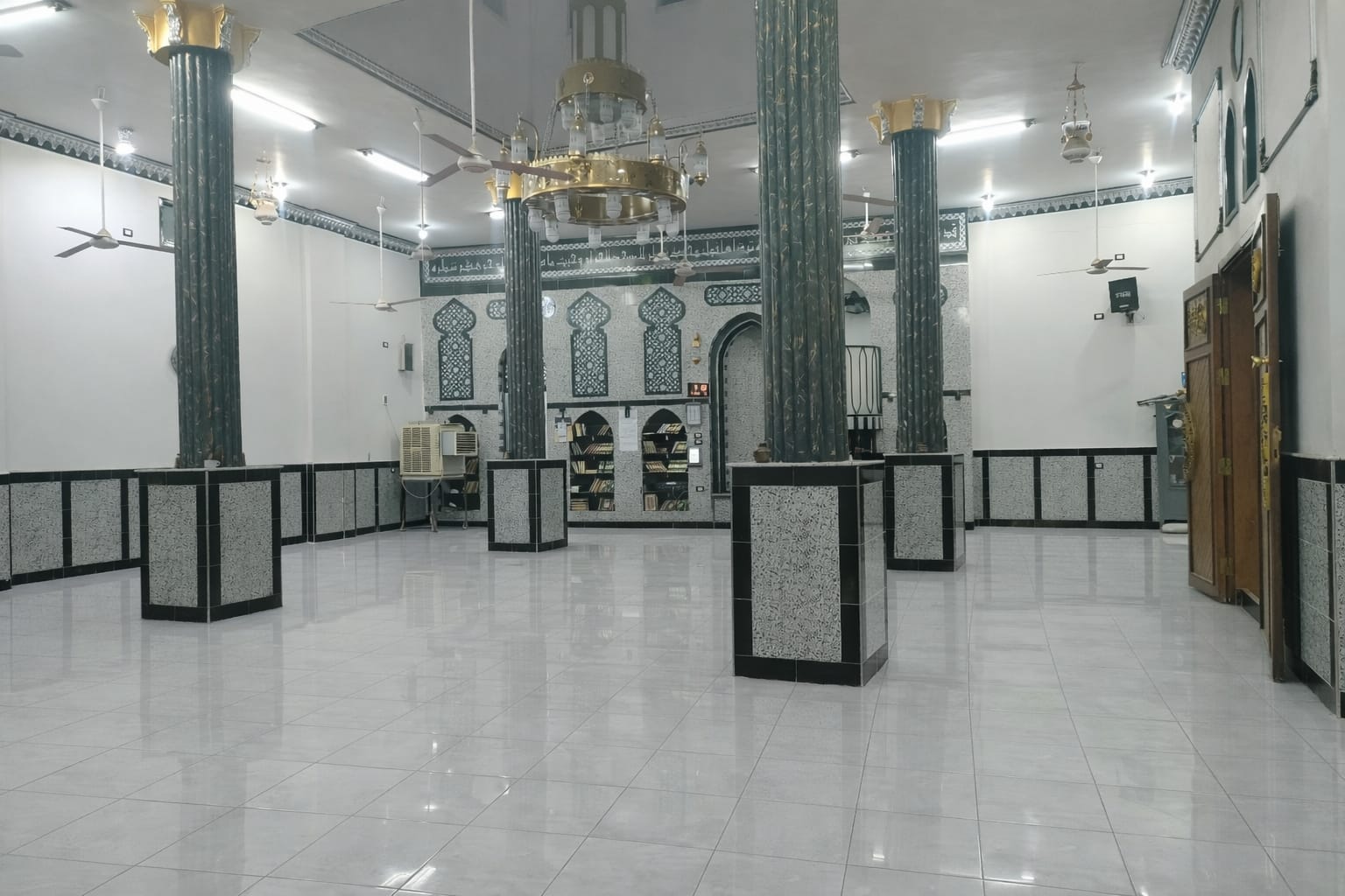 مسجد عبد الله أعوض بالكرنك بإدارة أوقاف بندر الأقصر