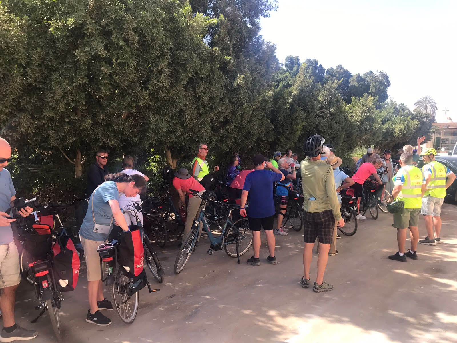 وصول وفود دولية