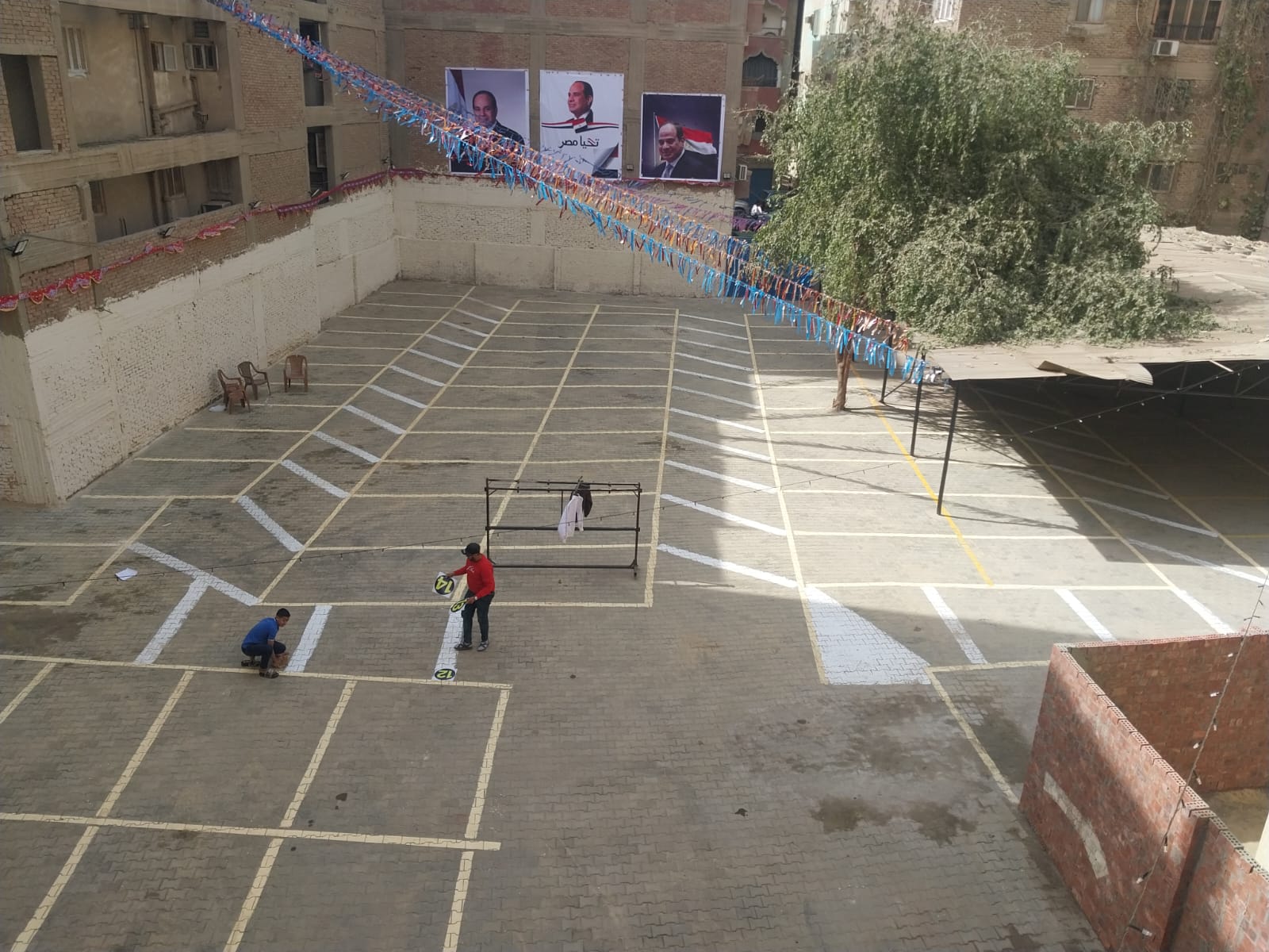 سوق حضاري لبائعي شارع العريش