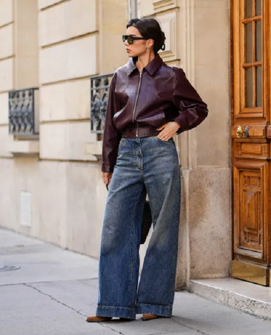 إطلالة بنطلون واسع الساقين