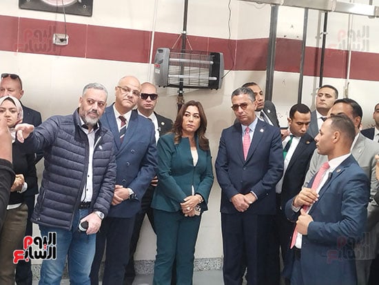 وزيرة التنمية المحلية (4)