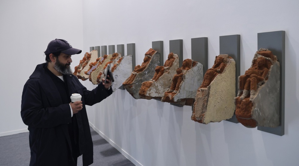 بمشاركة 135 عارضًا عالميا.. فعاليات معرض الهند للفنون (8)