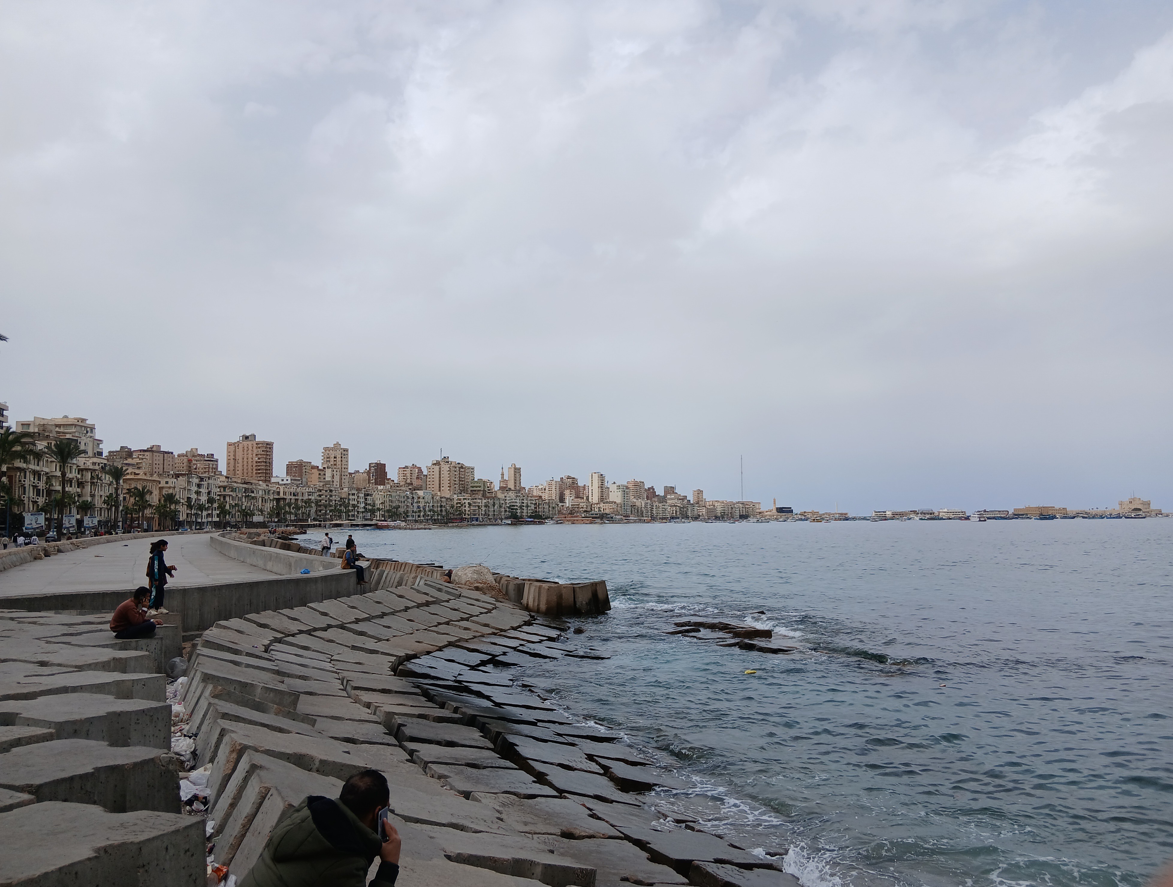 طقس الإسكندرية  ودرجات الحرارة