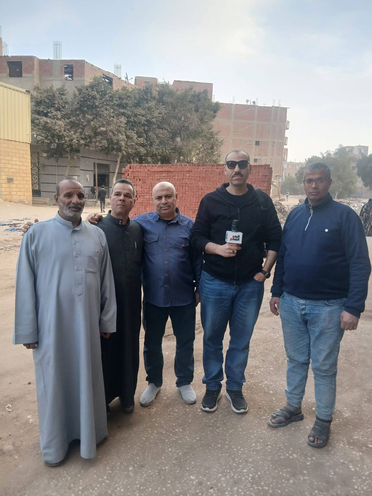 محافظ الجيزة يستجيب لليوم السابع فى حل أزمة مصرف ابو عوض (2)