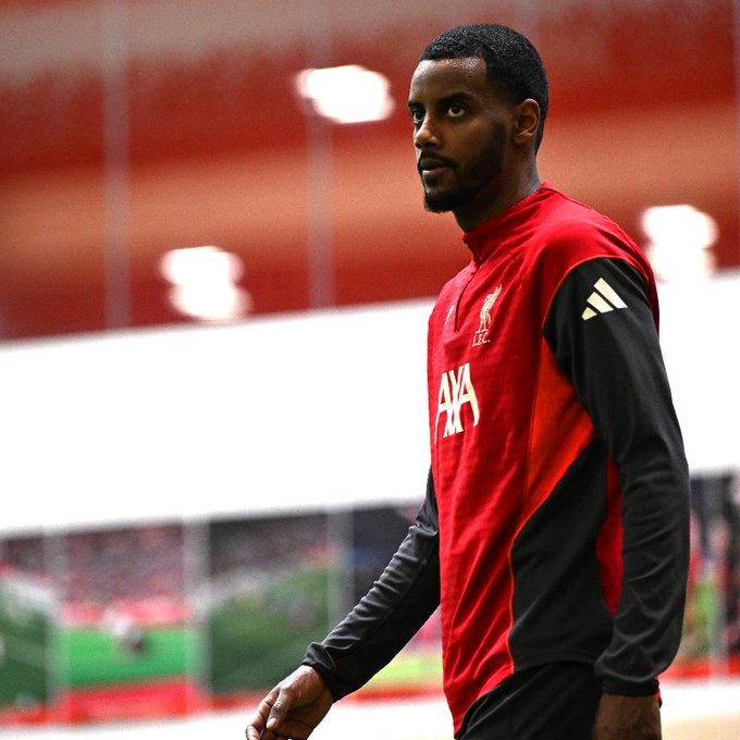 إسحاق يتلقى تدريبًا منفردًا (2)