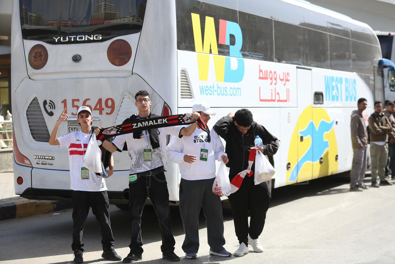 جماهير الزمالك بالباصات