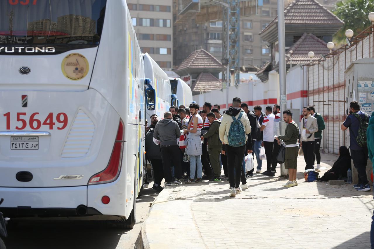 الحافلات العامة