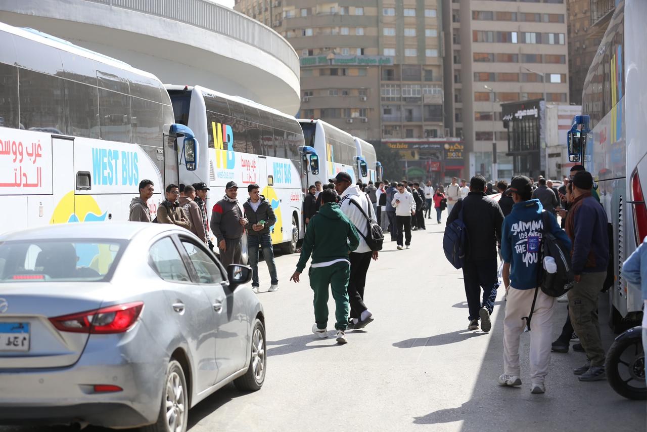 جمهور الزمالك قبل التوجه الى الاسماعيلية جمهور الزمالك قبل التوجه الى الاسماعيلية