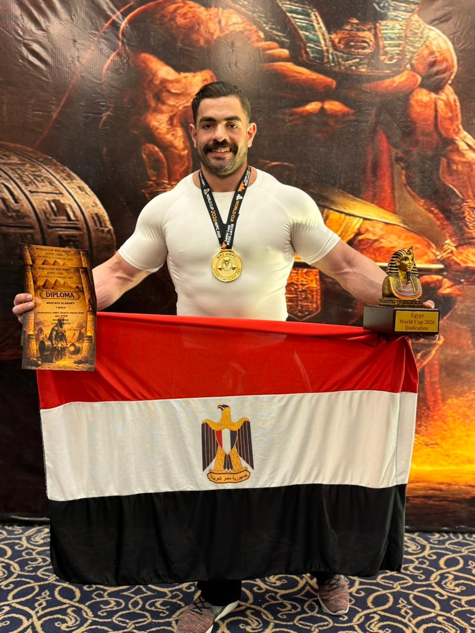 مصطفى العراقي يتربع على عرش القوى البدنية للمرة الثانية  (2)