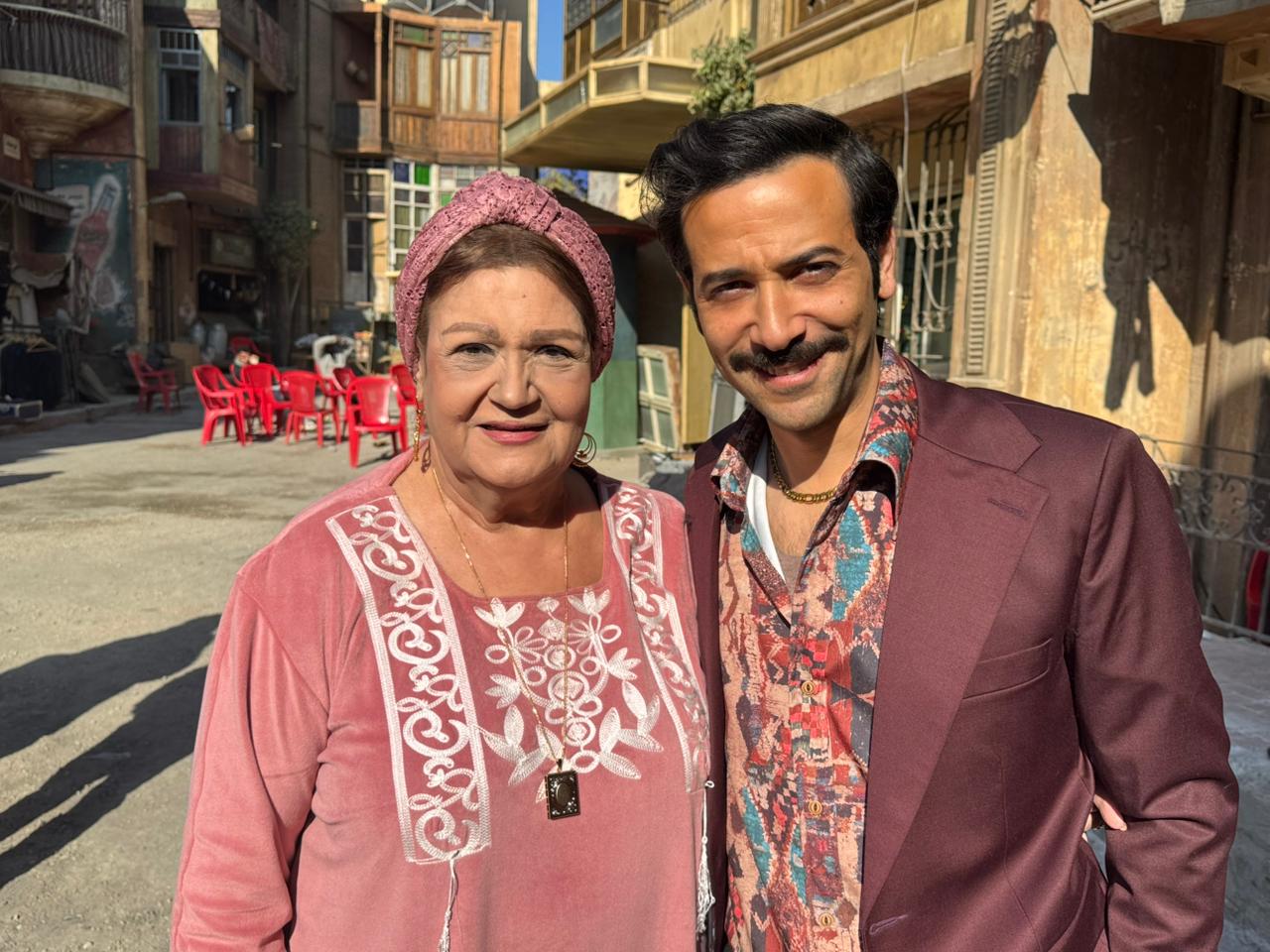 كريم قاسم وميمي جمال