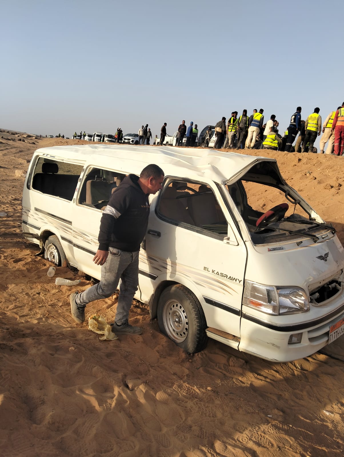 حادث تصادم على الطريق الصحراوى بأسوان (3)