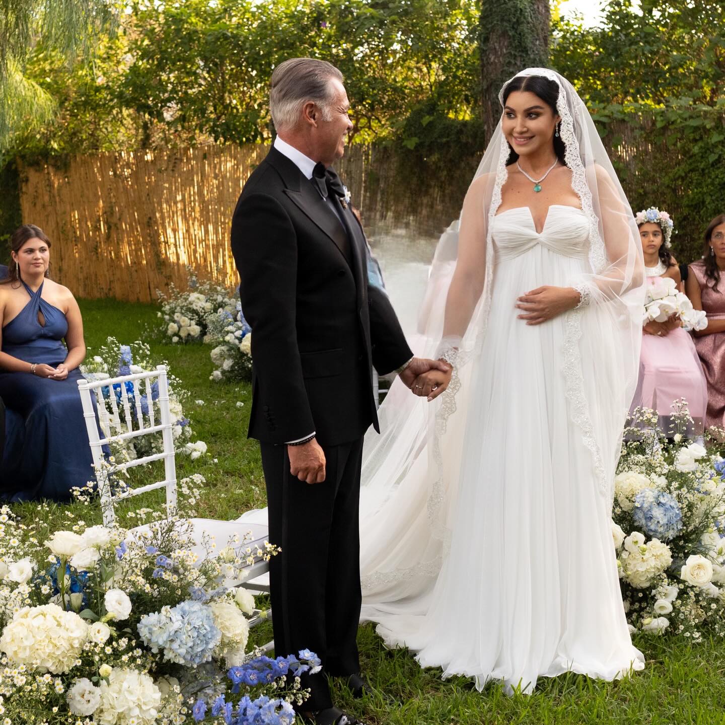 اروى جودة وعريسها اروى جودة وعريسها