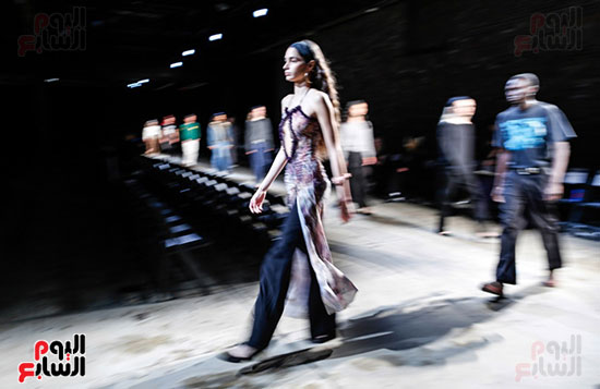 منصة العرض الرئيسية