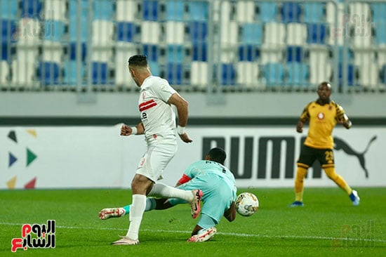 التحامات قوية خلال المباراة