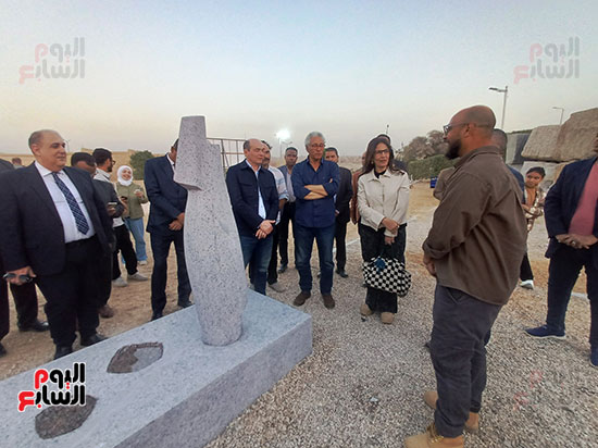 عمل-فنى عمل-فنى