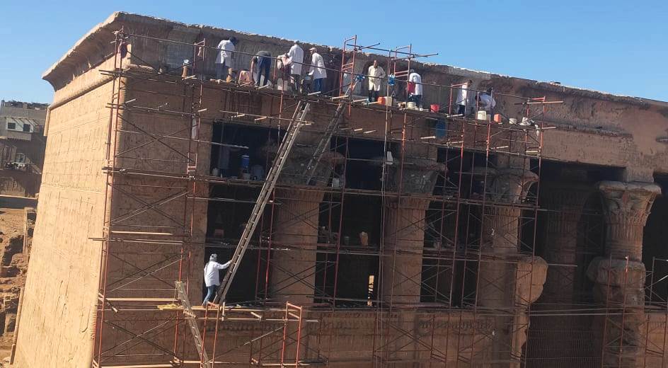 تاريخ معبد خنوم التاريخي الذى يبعد 60 كيلو جنوباً عن الأقصر