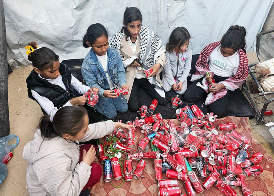 عمل فوانيس من معلبات المشروبات