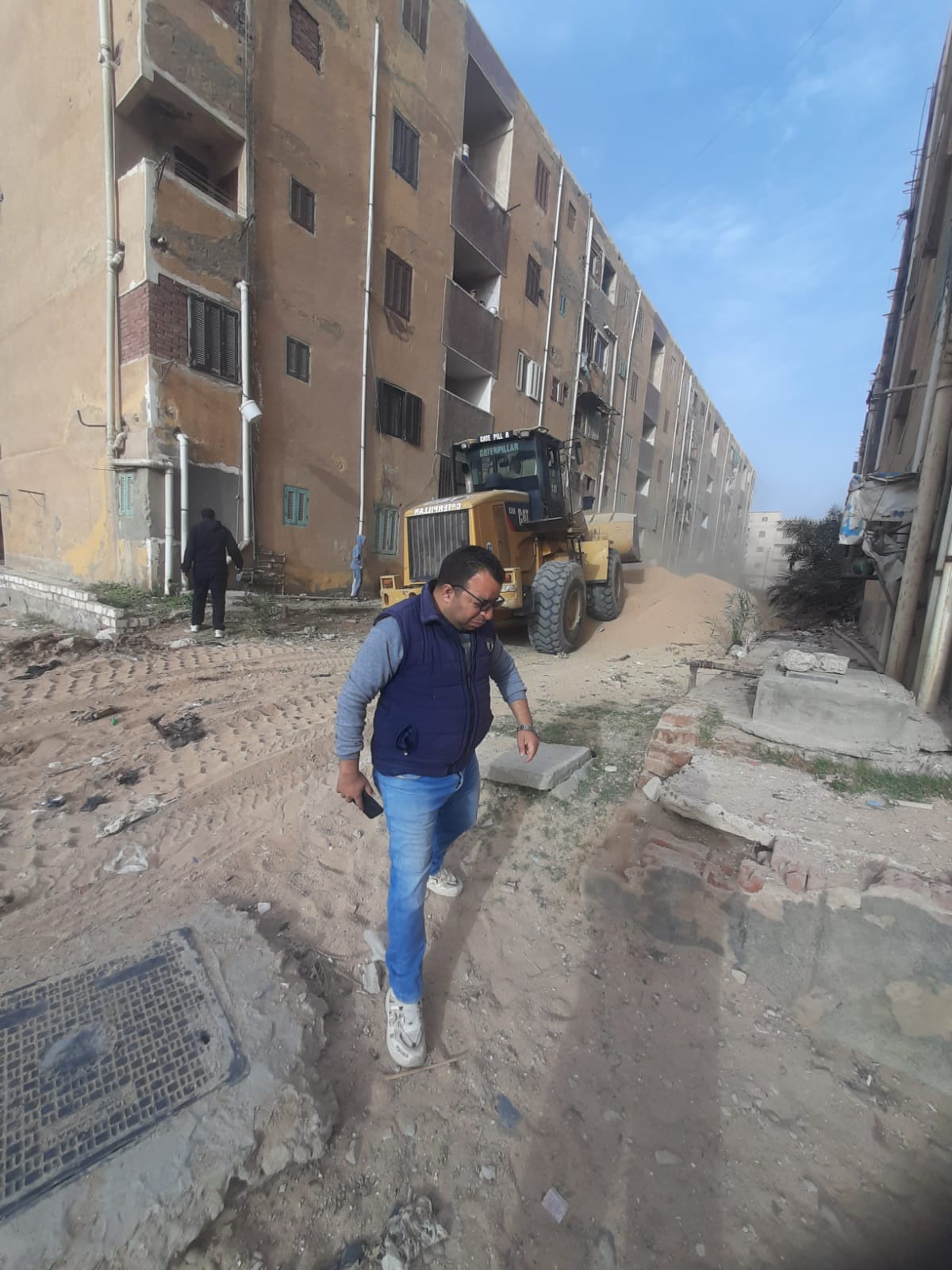 استجابة سريعة لشكاوى تراكم المخلفات بمنطقة مساكن الصفراء بالبحيرة