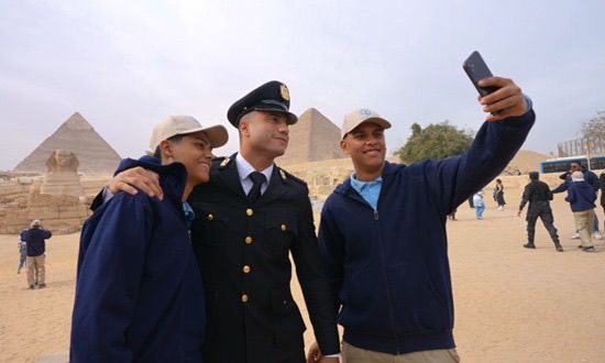 الداخلية تصطحب شباب المناطق الحضارية في رحلة للمتحف (12)