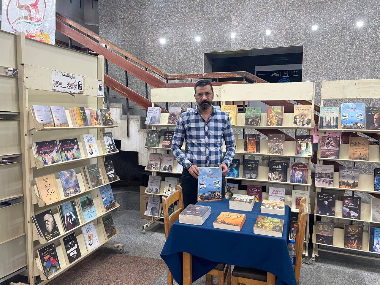 مشاركة القومي للترجمة في معرض الكتاب بجامعة العاصمة