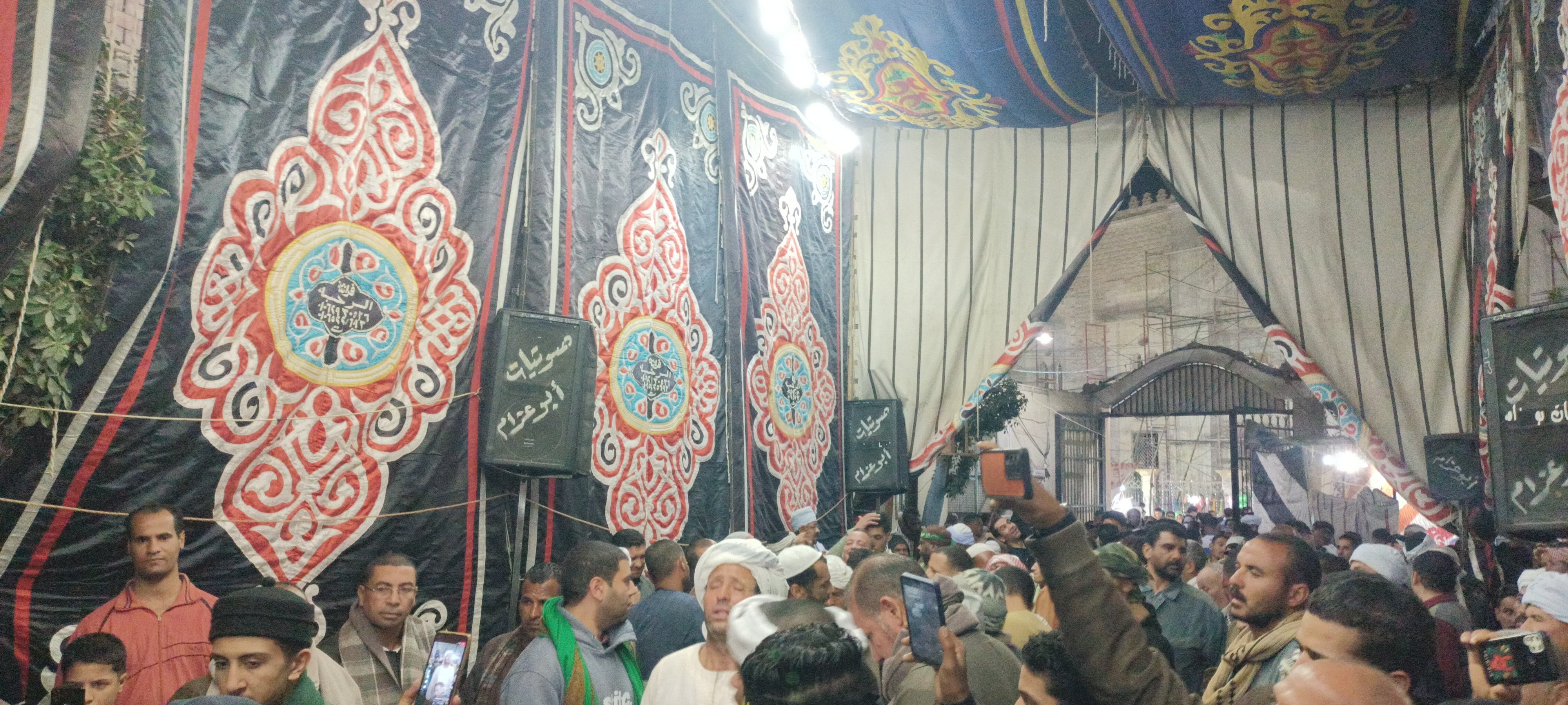 حلقات الذكر بالمولد 