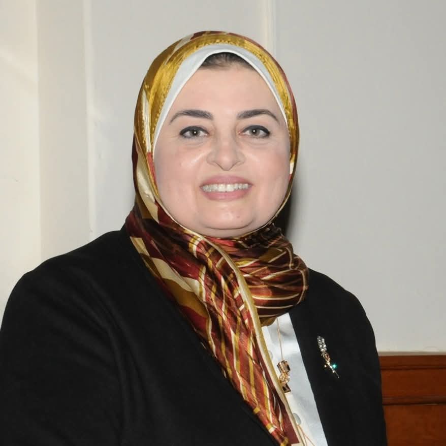 الدكتورة زينب حسان