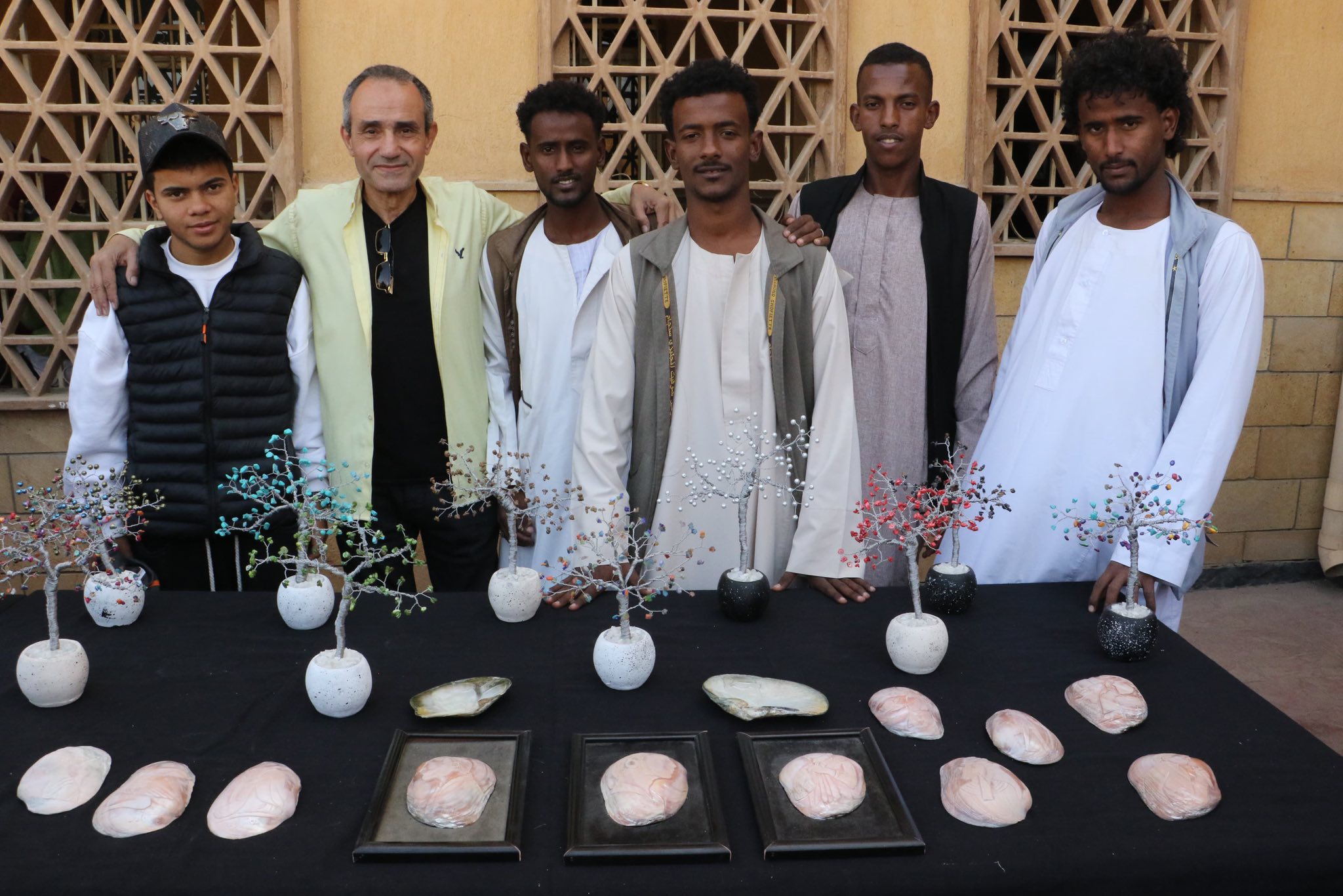 إبداعات شبابية نتاج 13 ورشة فنية وحرفية ضمن مشروع أهل مصر