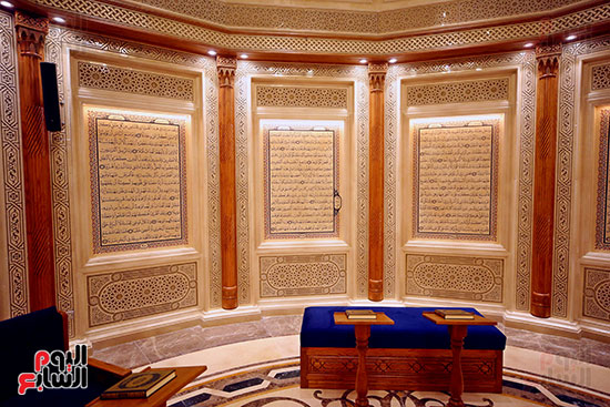 الجدران المزيّنة ترفع روحانية المكان