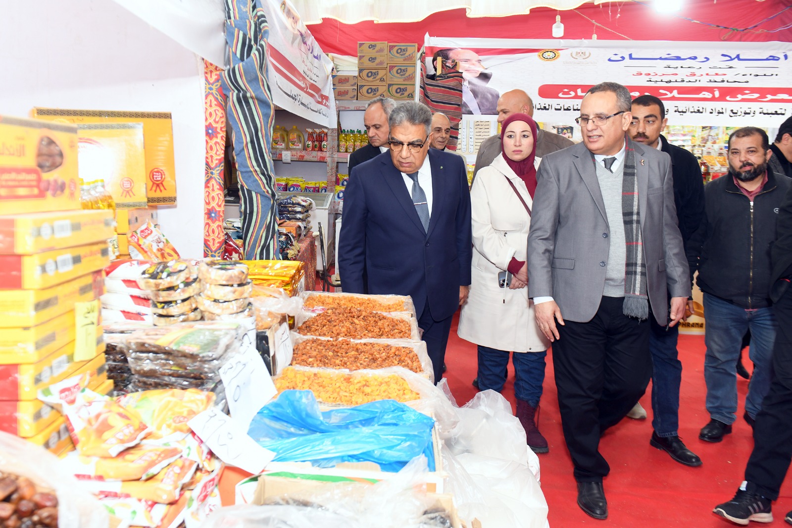 جانب من جولة محافظ الدقهلية اللواء طارق مرزوق (4)