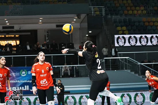  الأهلى يهزم الزمالك ويتوج بلقب كأس سوبر سيدات (5)