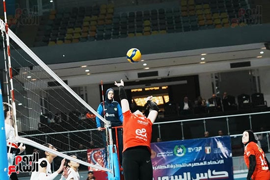  الأهلى يهزم الزمالك ويتوج بلقب كأس سوبر سيدات (9)