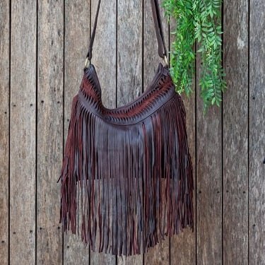 حقائب بالشراشيب