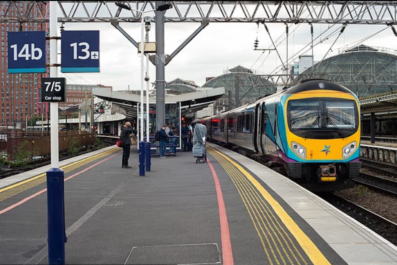 محطة القطار من الداخل