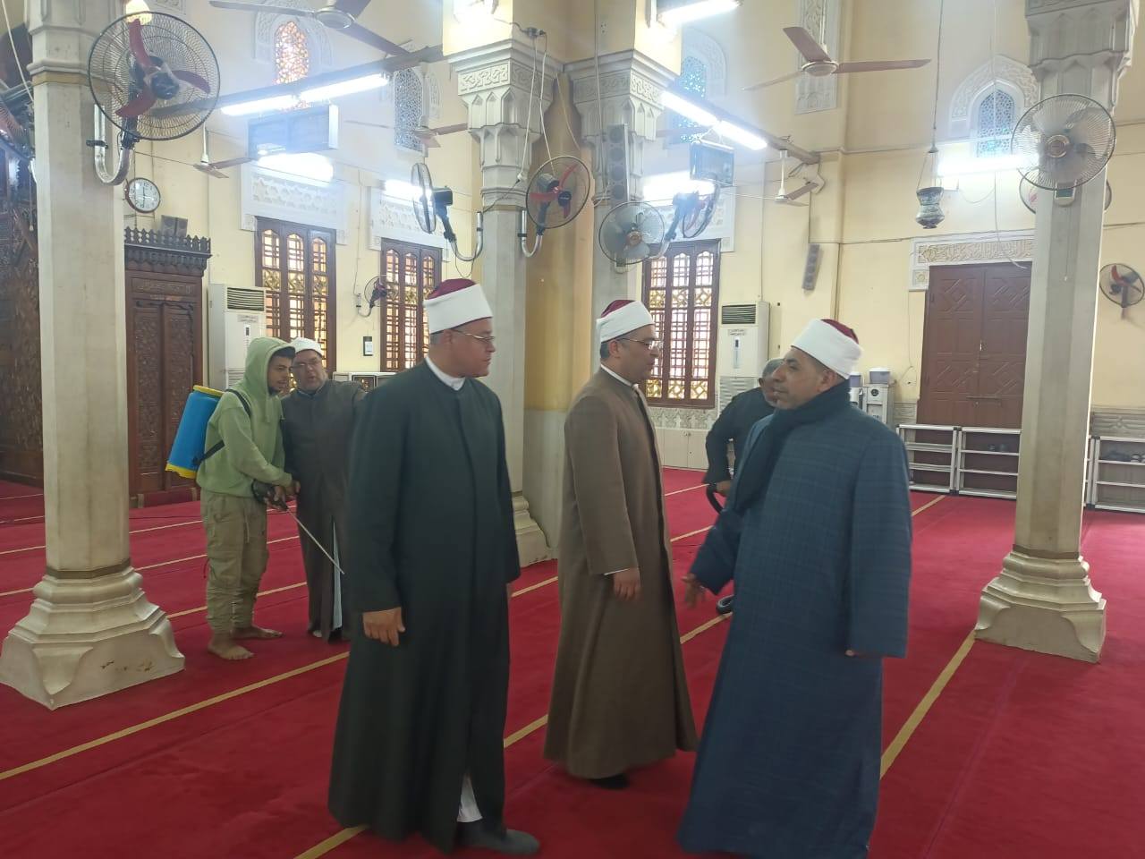 خلال حملة نظافة المساجد بالقليوبية خلال حملة نظافة المساجد بالقليوبية