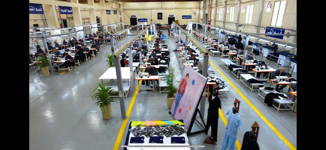  نزلاء مراكز الإصلاح يتعلمون تصنيع الملابس الجاهزة (3)