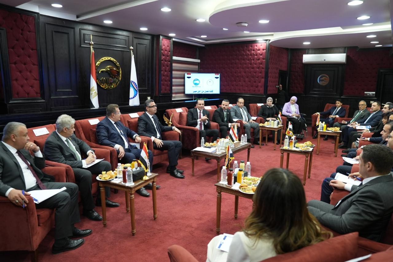 “مستقبل وطن” يستضيف وزير التموين والتجارة الداخلية (5)