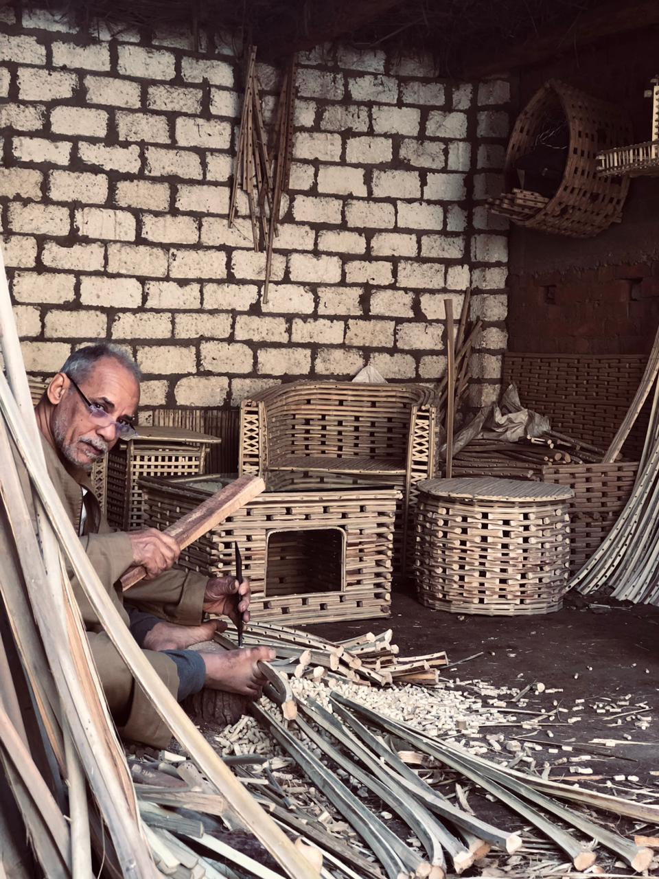 محمود خلال عمله