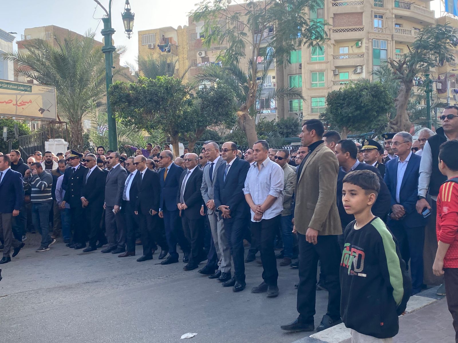 جانب من تشييع الجنازة