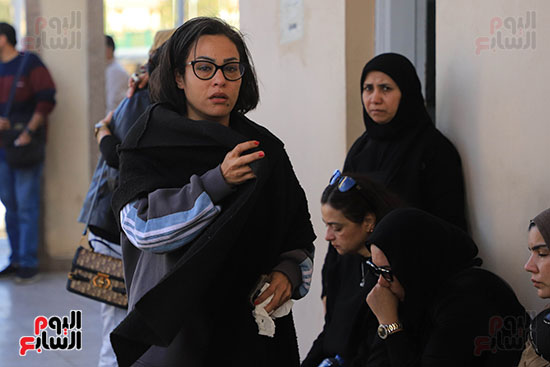 الزملاء بالجنازة