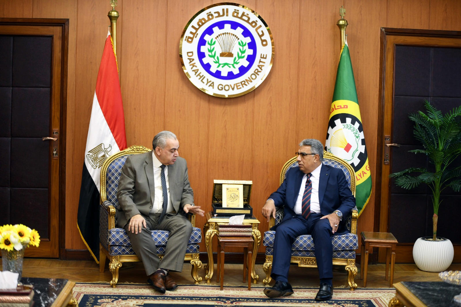 محافظ الدقهلية يستقبل مدير الأمن  للتهنئة بتجديد الثقة