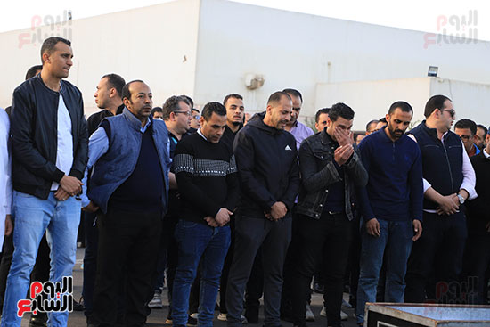 اداء صلاة الجنازة (1)