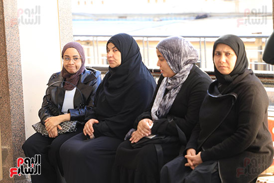 اسرة محمود نصر و اصدقاؤة