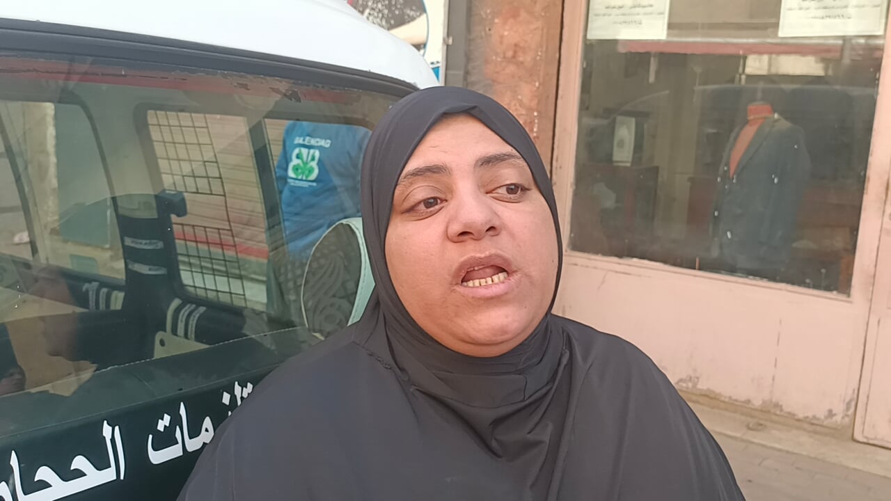 والدة المجنى عليها 