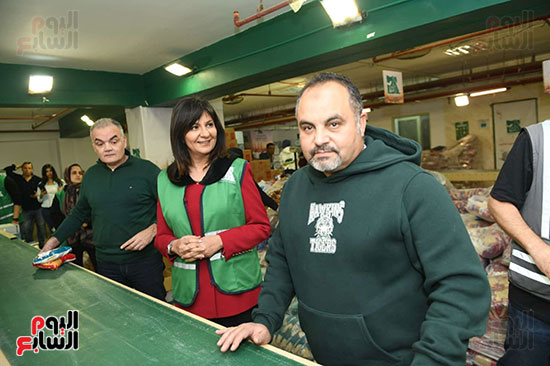 تعبئة كراتين رمضان (26)