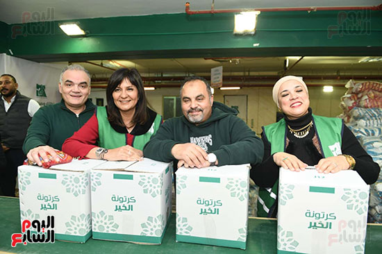 تعبئة كراتين رمضان (24)