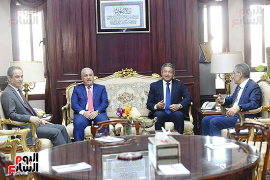 لقاء وزير الإعاتم والهيئات الإعلامية (7)