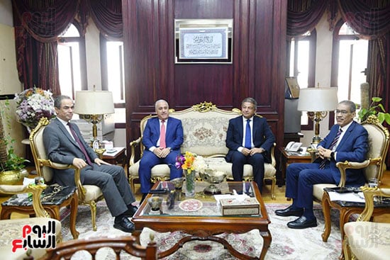 لقاء وزير الإعاتم والهيئات الإعلامية (1)