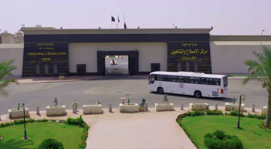 معايشة بين طلاب الجامعات ورفاق الزي الميري (7)