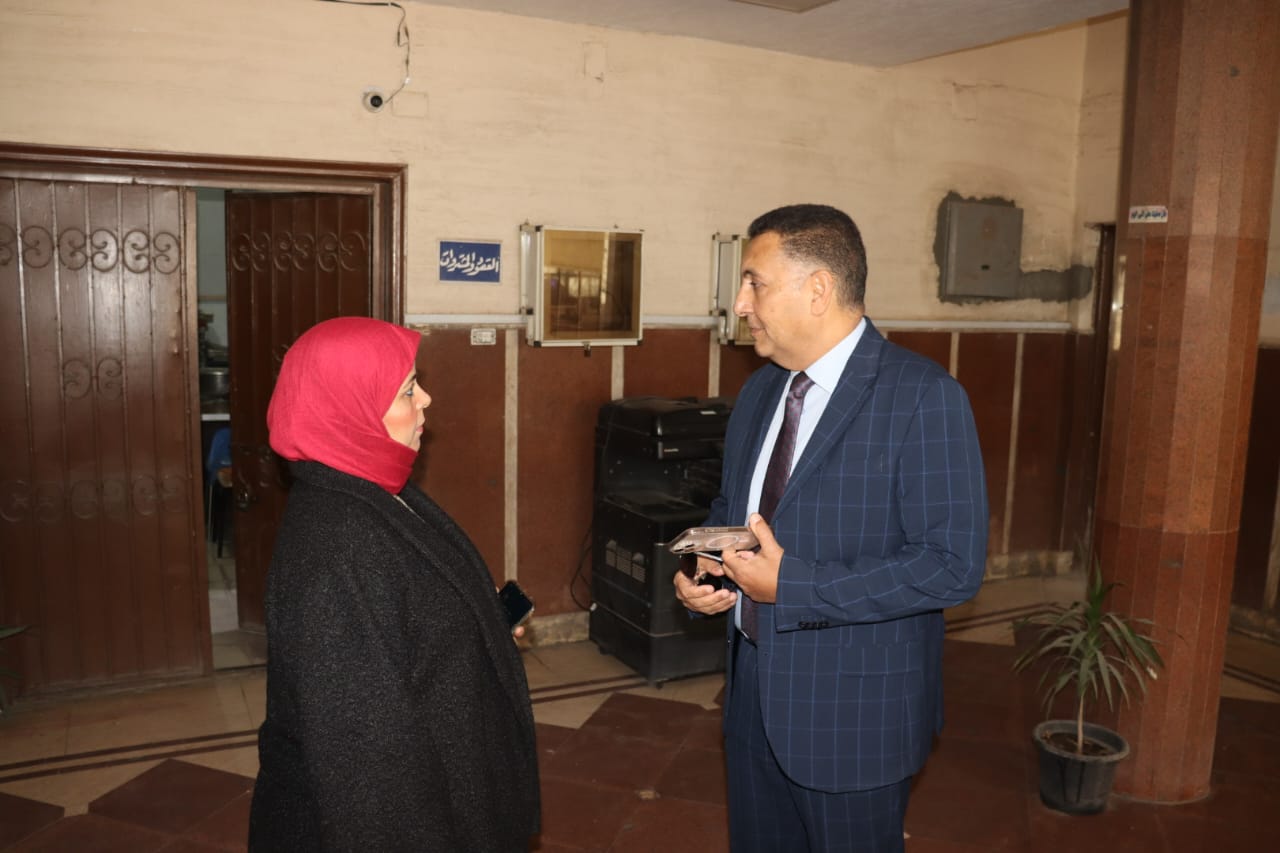 جولة مفاجئة بالحي